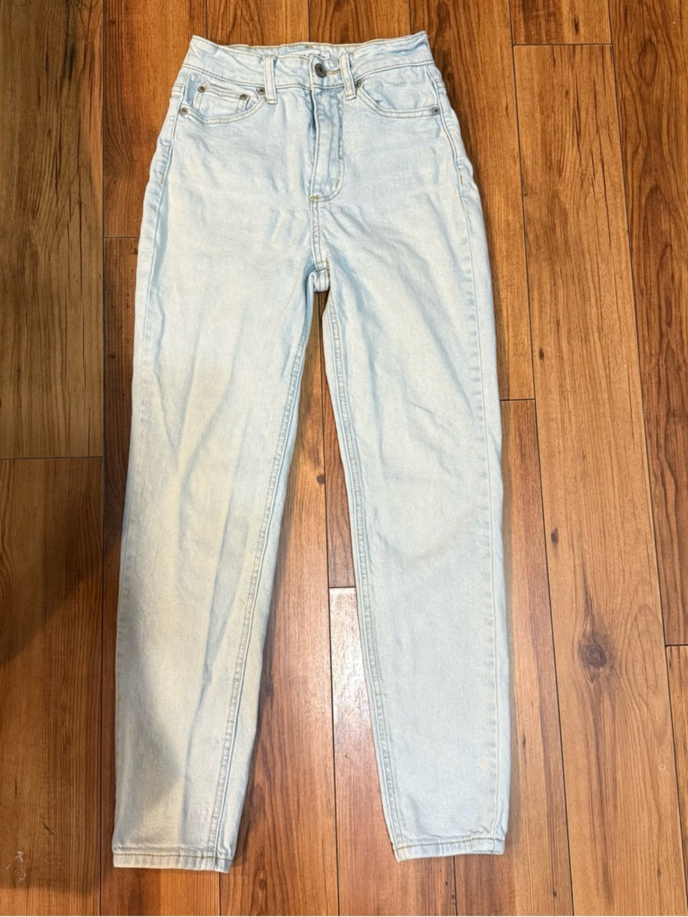 Hammer Light Wash Straight Leg Women’s Jeans